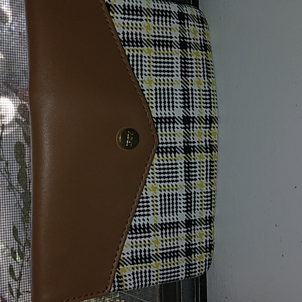 Ispy One-Size Yellow Plaid Print Cosmetic bag